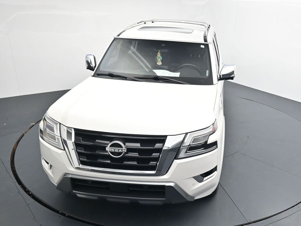 Used 2023 White Nissan Platinum image 11