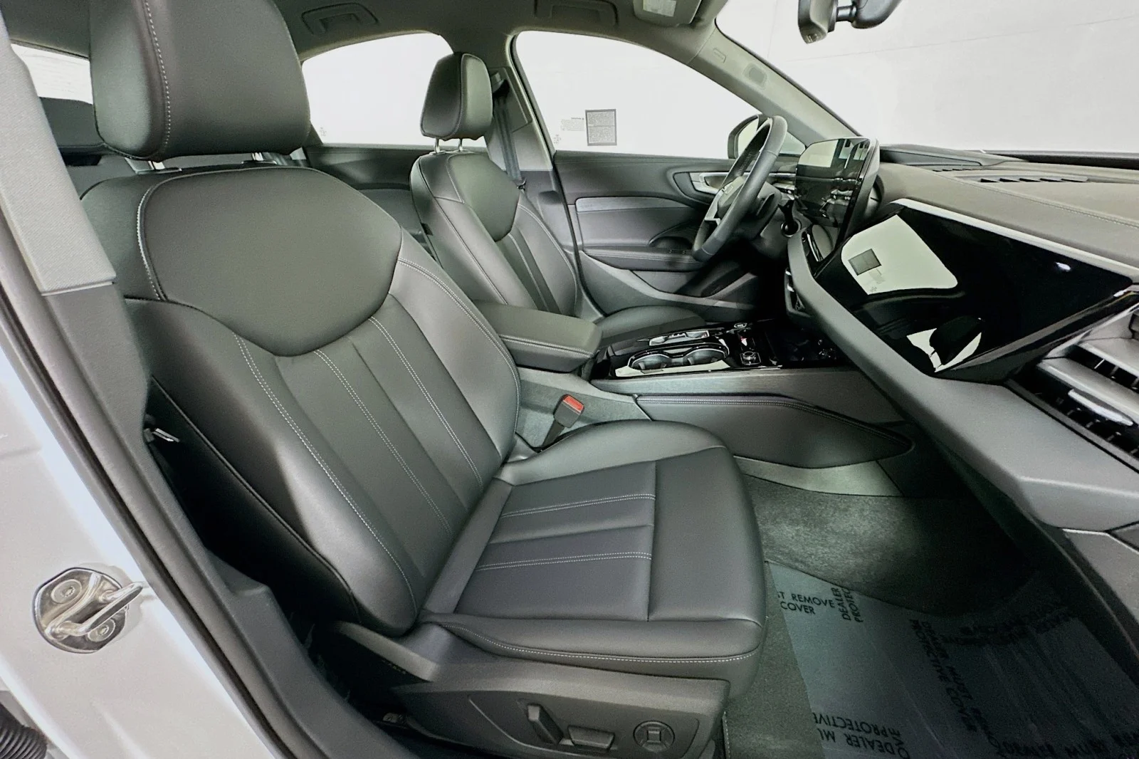 Used 2025 Arkona White Audi Premium Plus image 8