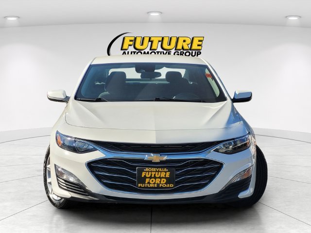 Used 2025 White Chevrolet LT image 2