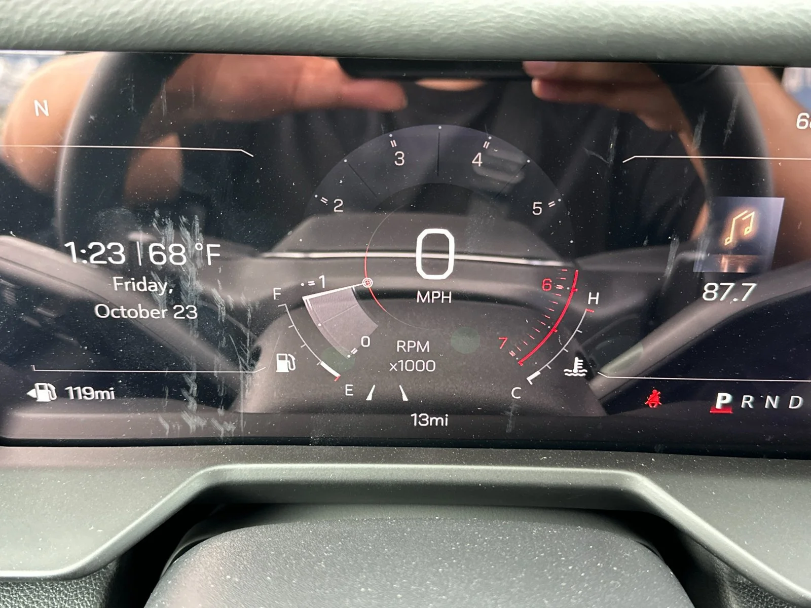 New 2027 Glacier White Tricoat GMC Elevation image 24