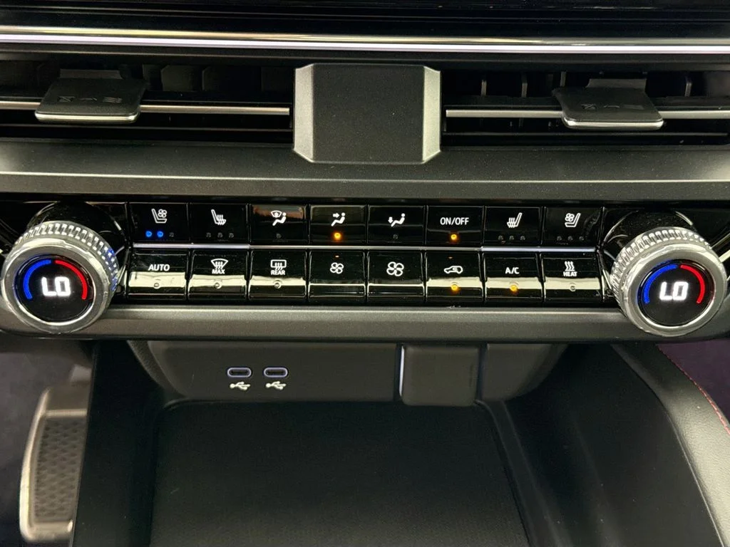 Used 2024  Acura Type S image 15
