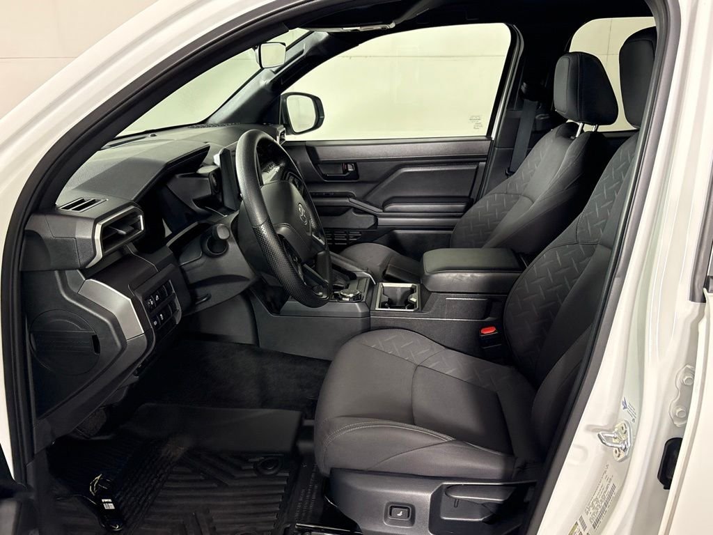 Used 2025 White Toyota SR5 image 22
