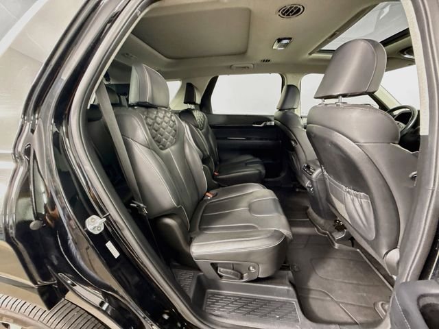 Used 2021 Black Hyundai Limited image 30