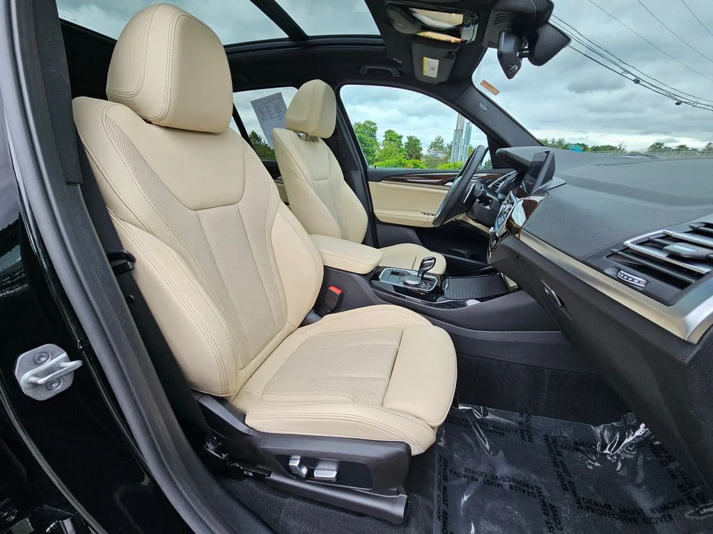 Certified Used 2023 Jet Black BMW xDrive30i image 16