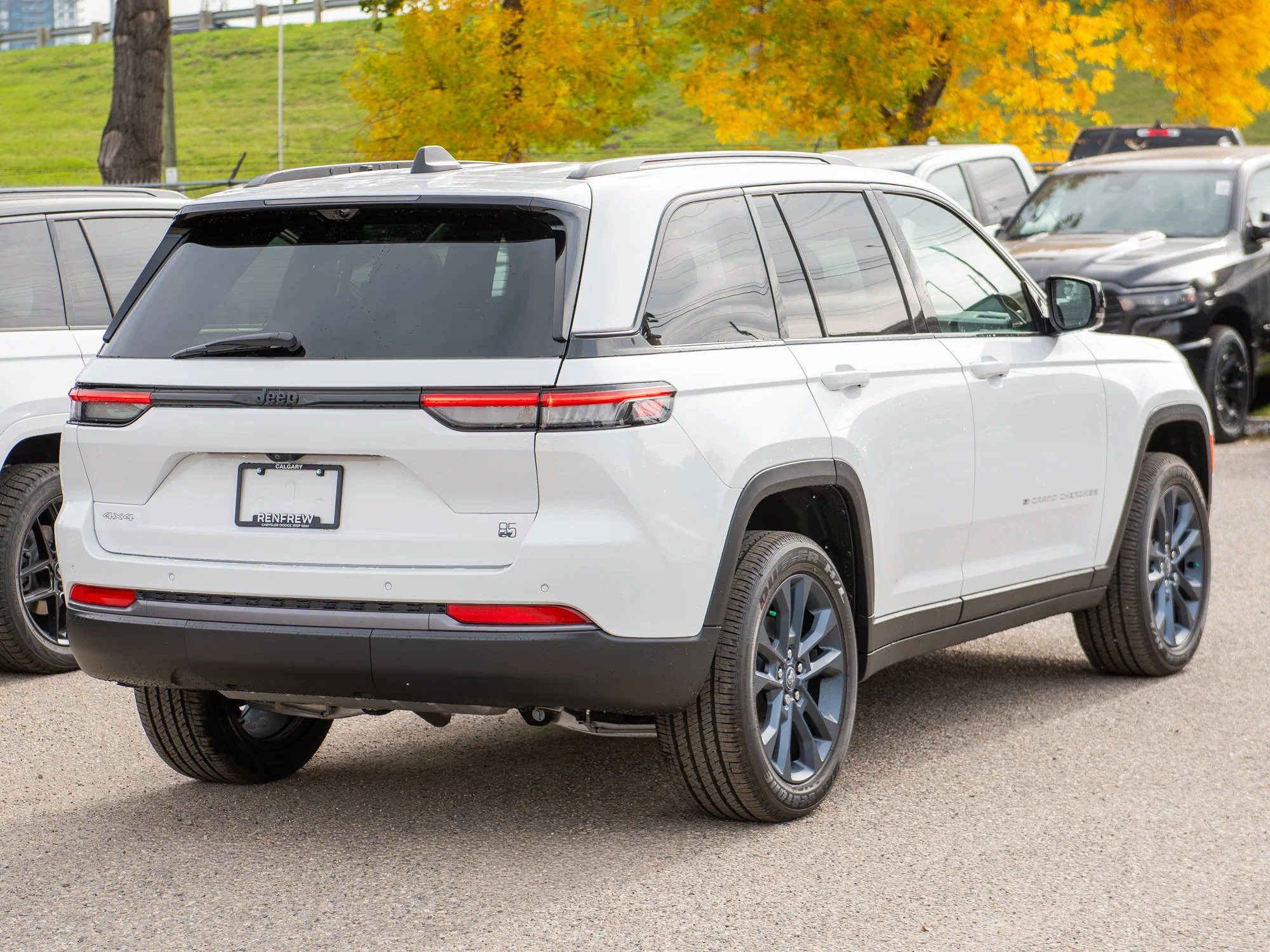 New 2026 White Jeep 85th Anniversary* 4x4, Trailer Tow Pkg, Turbo, Panoramic Sunroof image 7