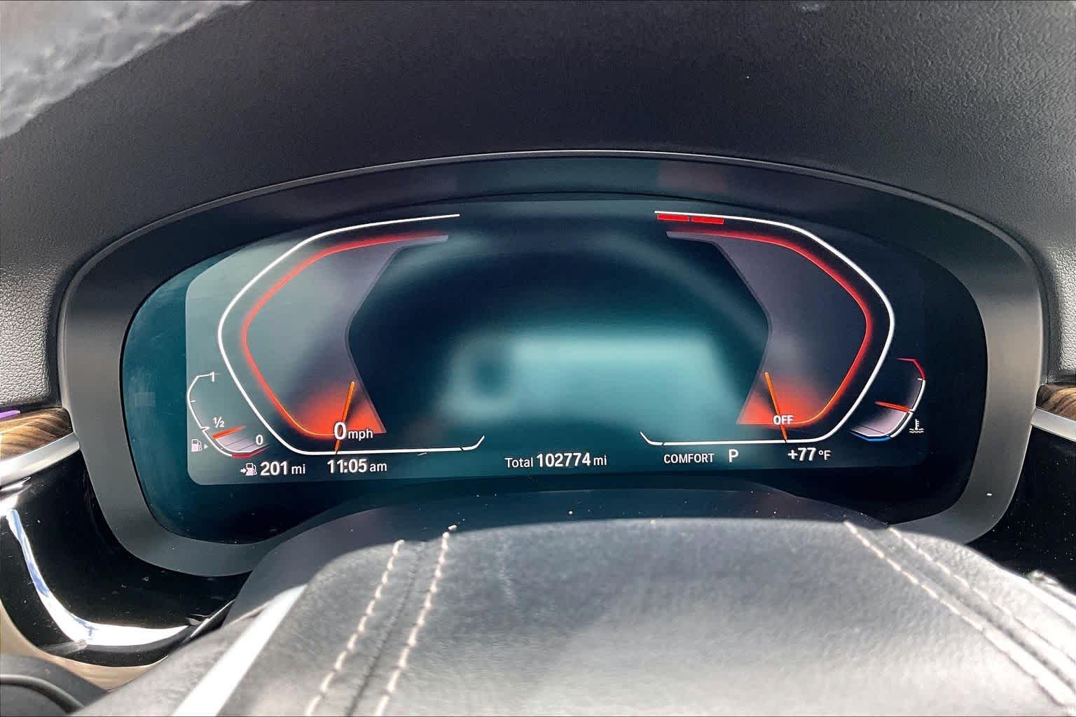 Used 2020 Black Sapphire Metallic BMW 530i image 26
