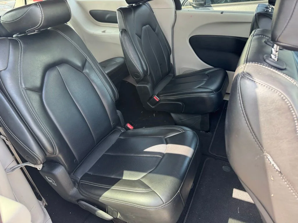 Certified Used 2023 White Chrysler Touring L image 4