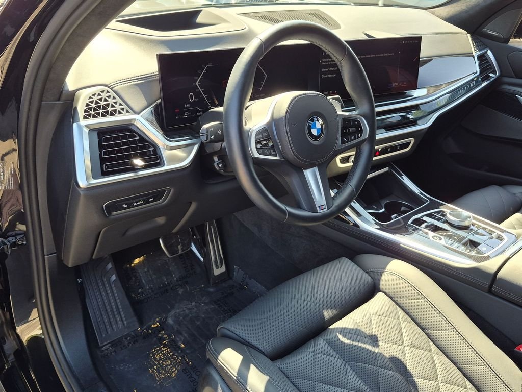 Used 2026 Black BMW xDrive40i image 8