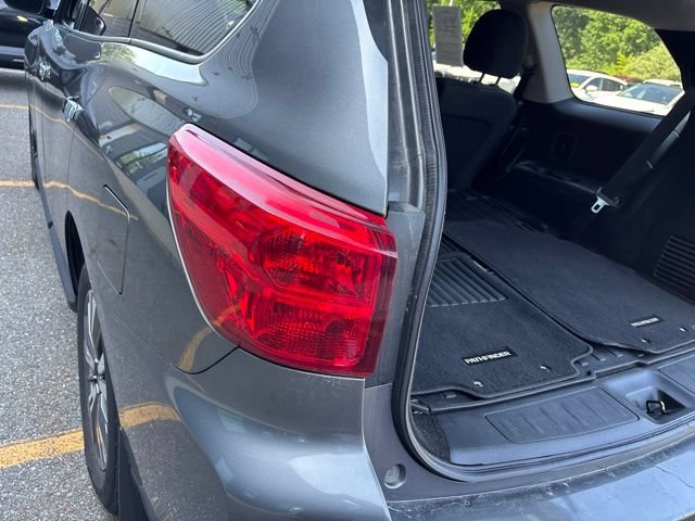 Used 2019 Gun Metallic Nissan S image 10