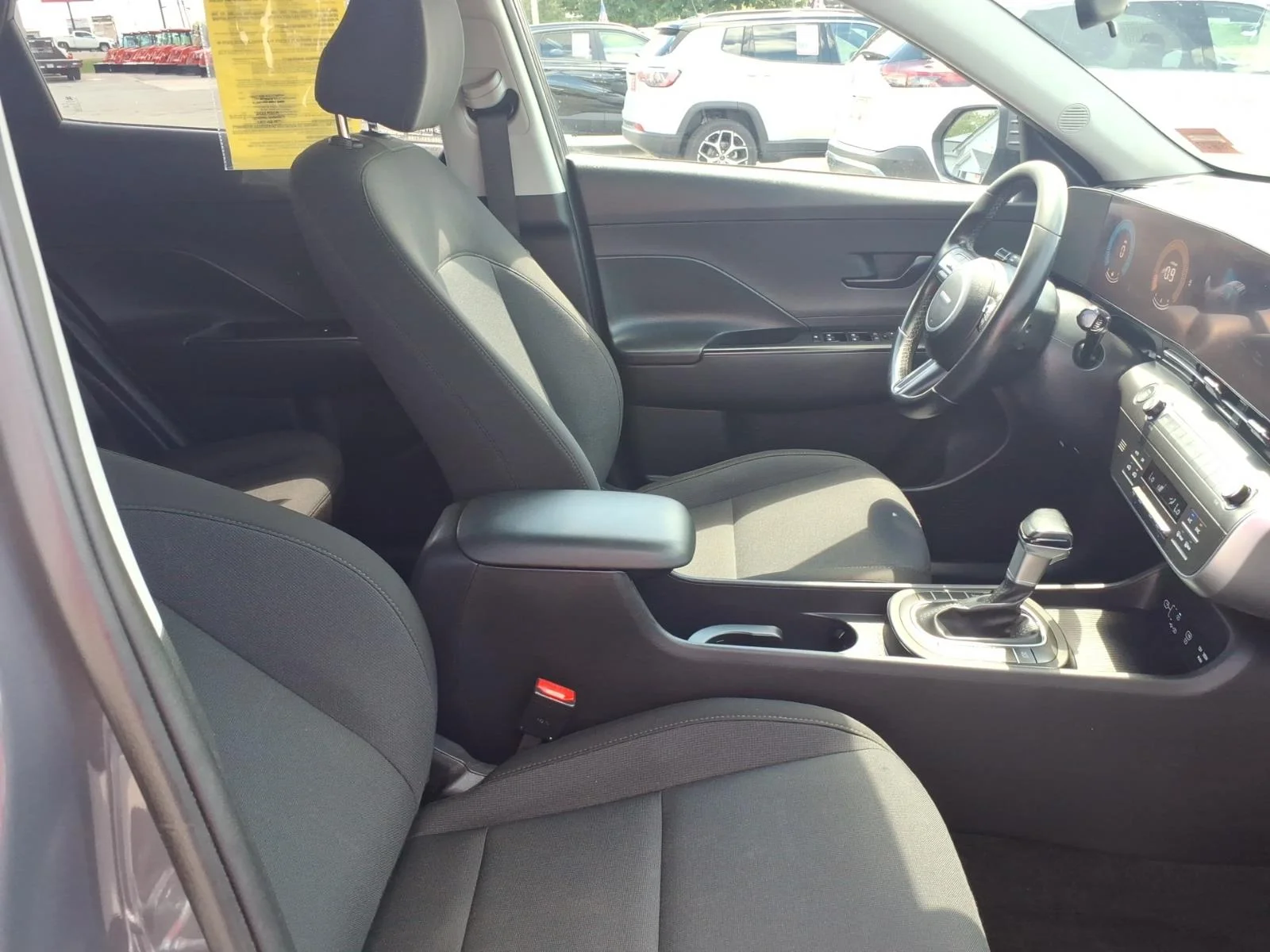 Used 2025 Gray Pearl Hyundai SEL image 15
