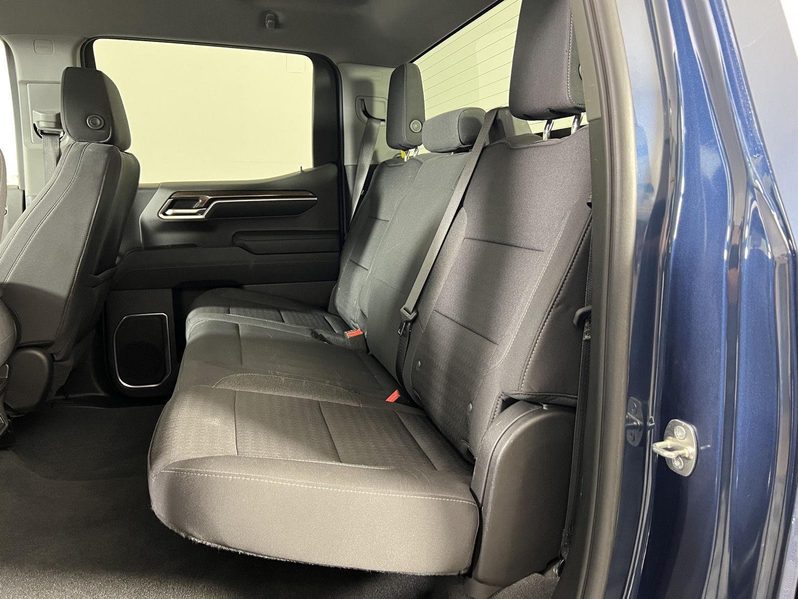 Used 2022 Northsky Blue Metallic Chevrolet LT image 36