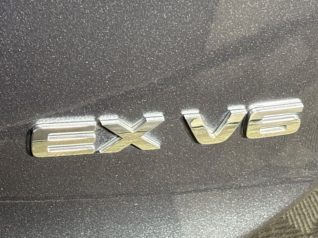 Used 2021 Gray Kia EX image 25