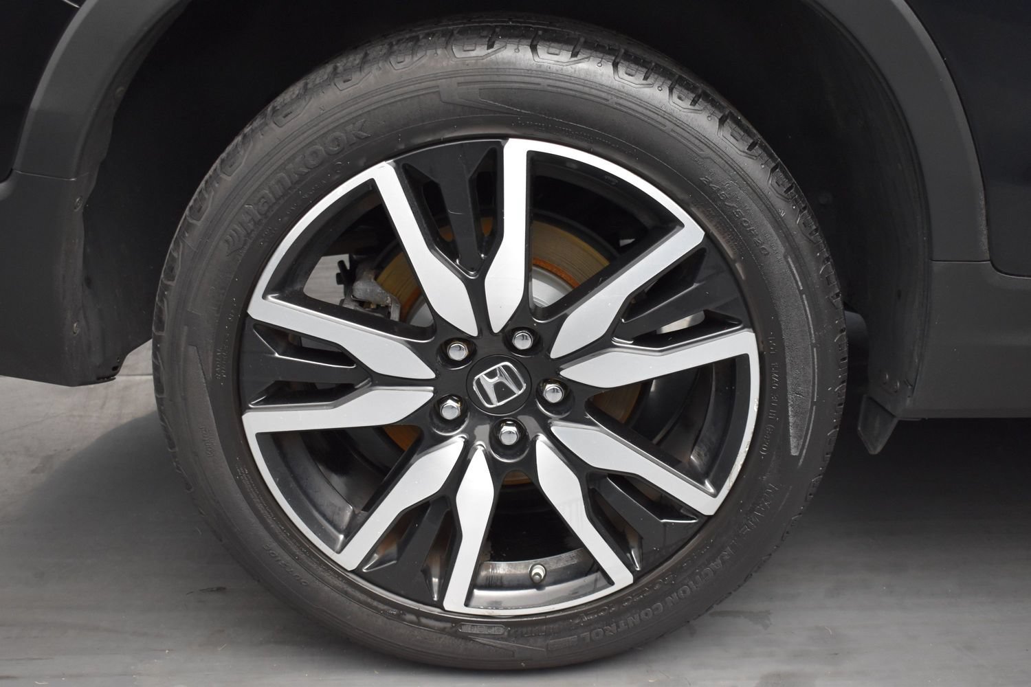 Used 2019  Honda Touring 7-Passenger image 7