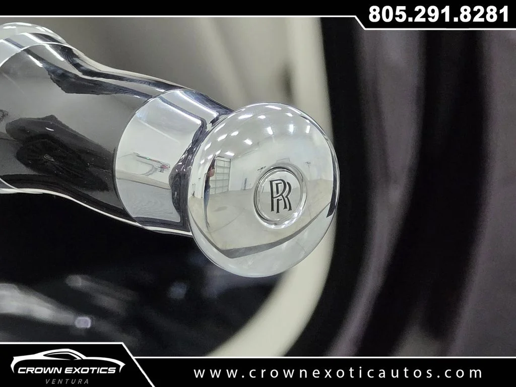 Used 2023 Purple Rolls-Royce Base image 18