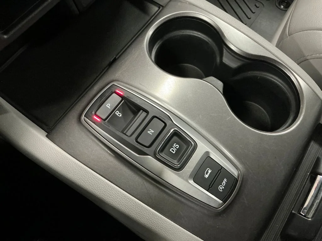 Used 2022  Honda EX-L image 25