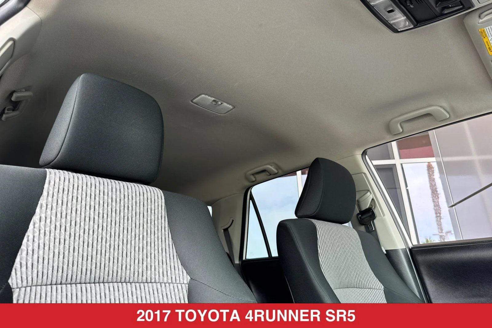 Used 2017 White Toyota SR5 image 18