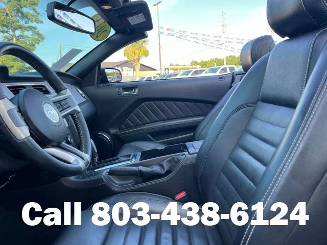 Used 2013 Blue Metallic Ford V6 Premium image 7