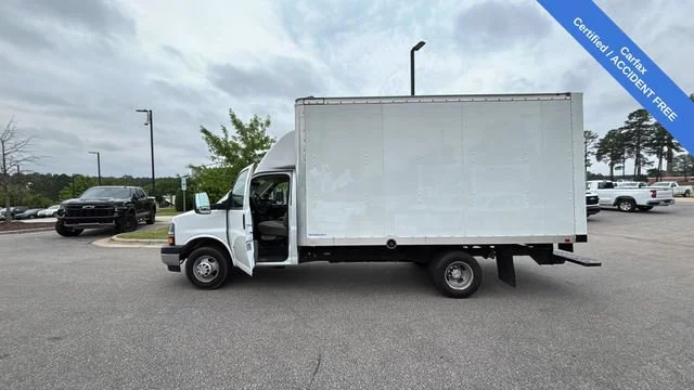 Used 2023 SUMMIT WHITE Chevrolet Work Van image 4