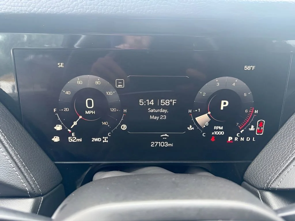 Used 2025 Summit White GMC Denali image 16
