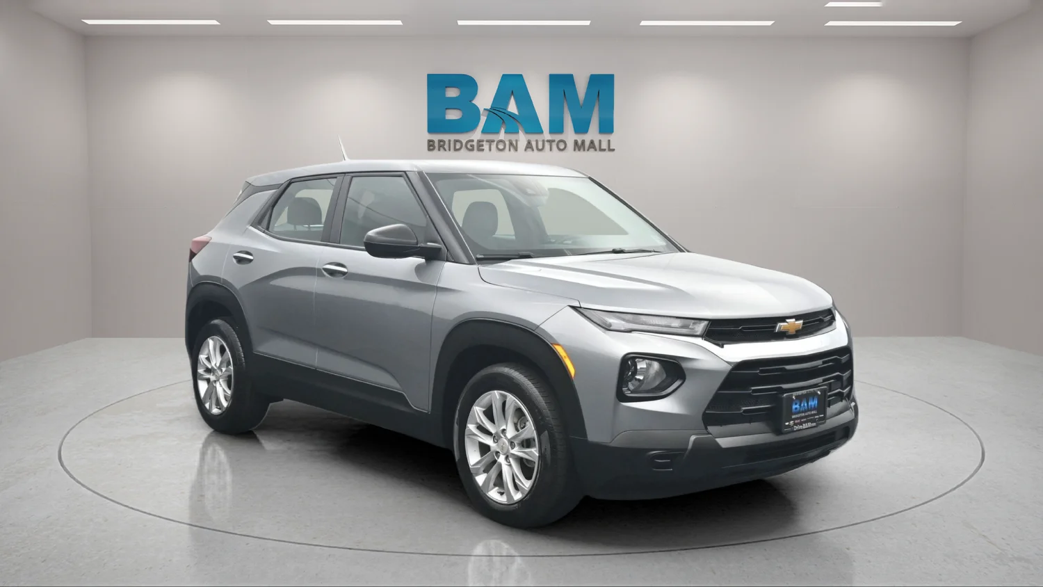Used 2023 Gray Chevrolet LS image 1
