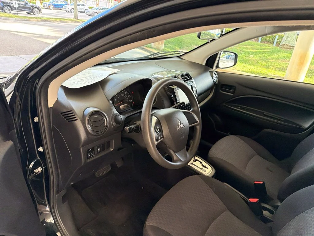Used 2018 Black Mitsubishi ES image 6