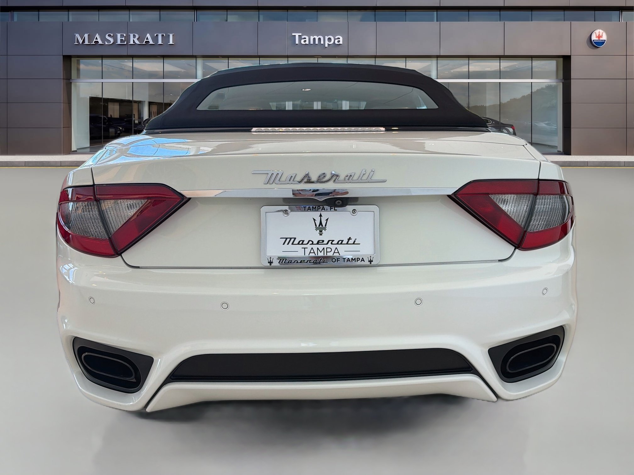 Used 2018 Bianco Fuji Special Matt Maserati Sport image 4