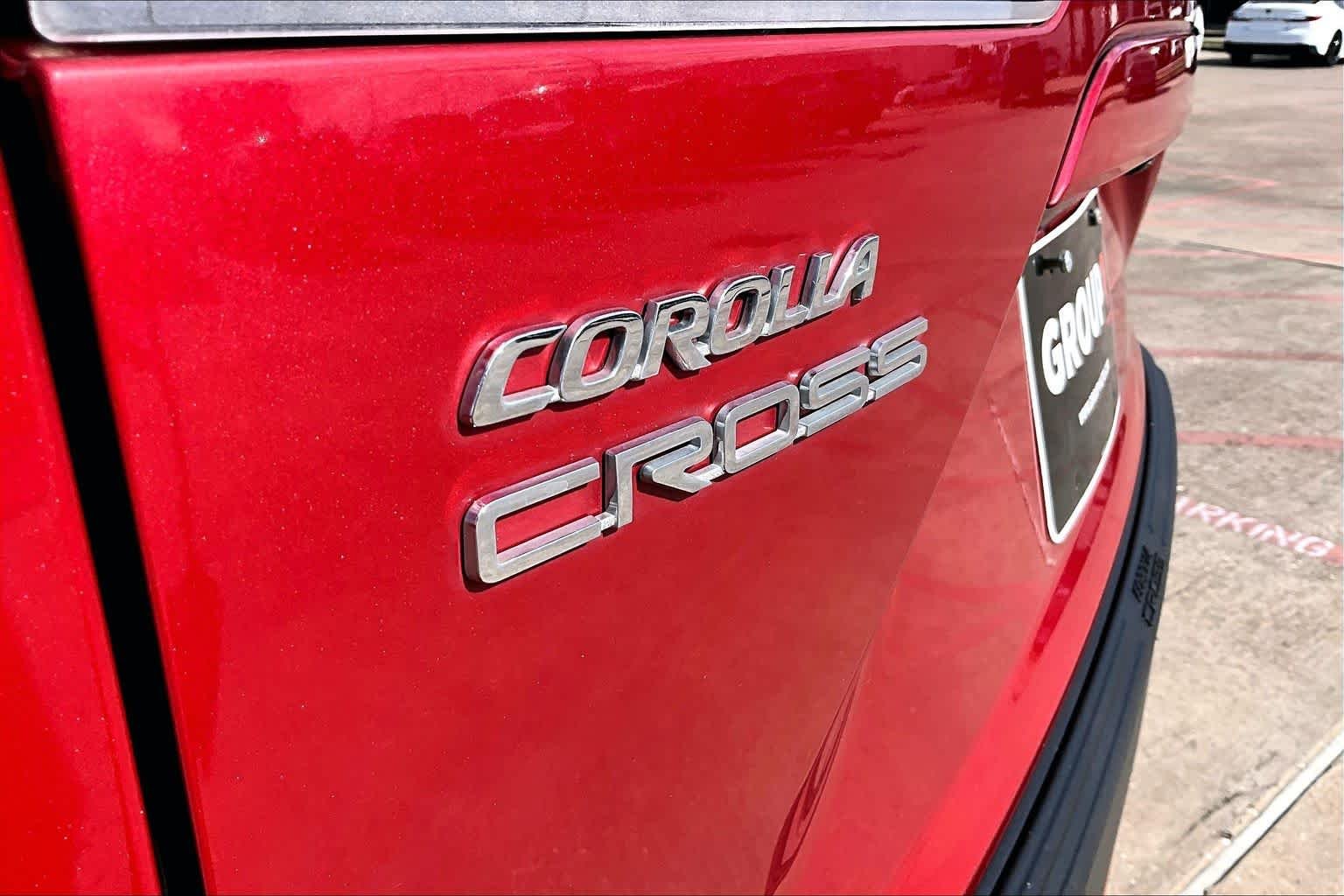 Used 2024 Barcelona Red Metallic Toyota XLE image 31