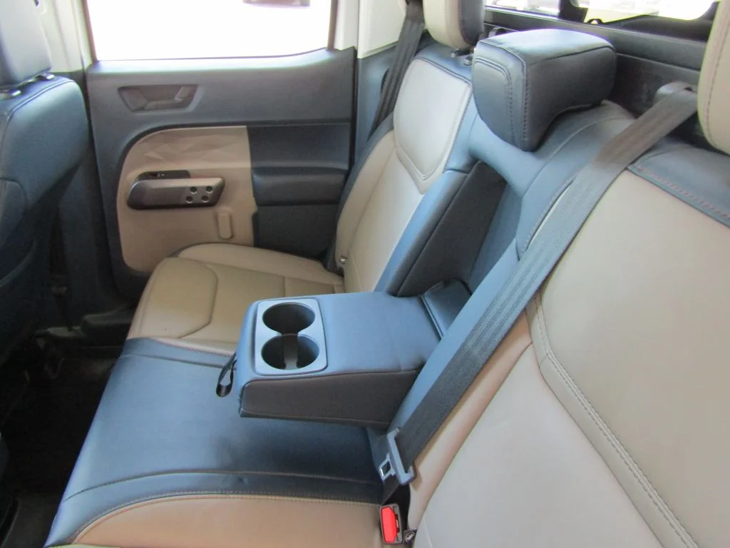 Used 2025 White Ford Lariat image 36