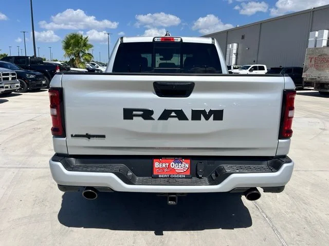 New 2026 Silver Zynith Exterior Paint RAM Big Horn/Lone Star image 6