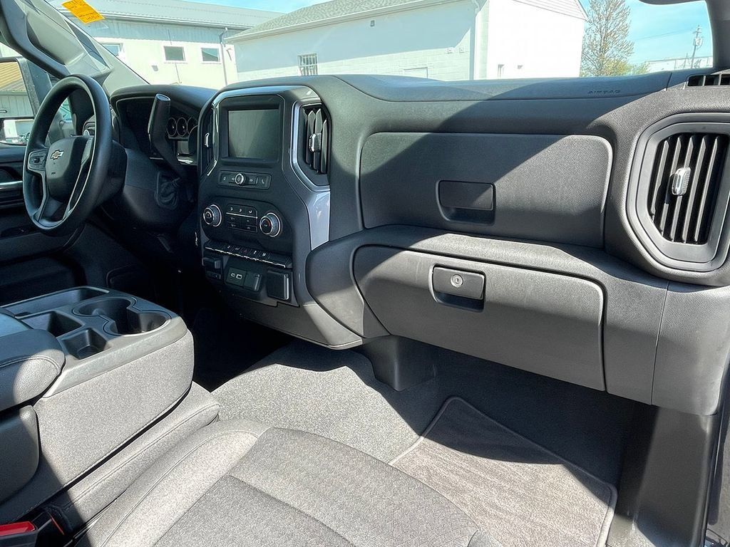 2024 Chevrolet Silverado 2500HD Custom - Photo 28