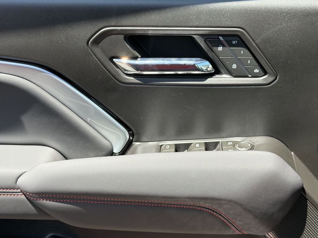 2026 Chevrolet Colorado Z71 - Photo 21