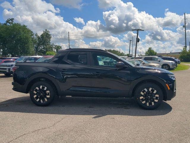 New 2025 Black Hyundai SEL Activity FWD image 4
