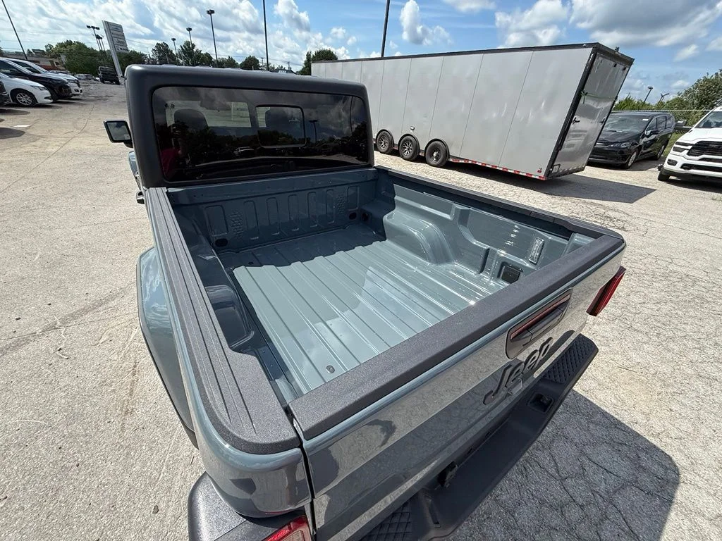 New 2026 Anvil Clear-Coat Exterior Paint Jeep Sport S image 8