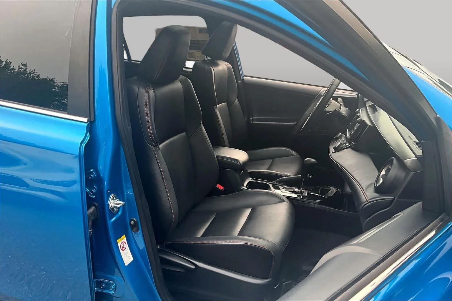 Certified Used 2018 Electric Storm Blue Toyota SE image 8