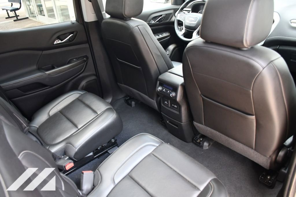 2023 GMC Acadia SLT - Photo 28