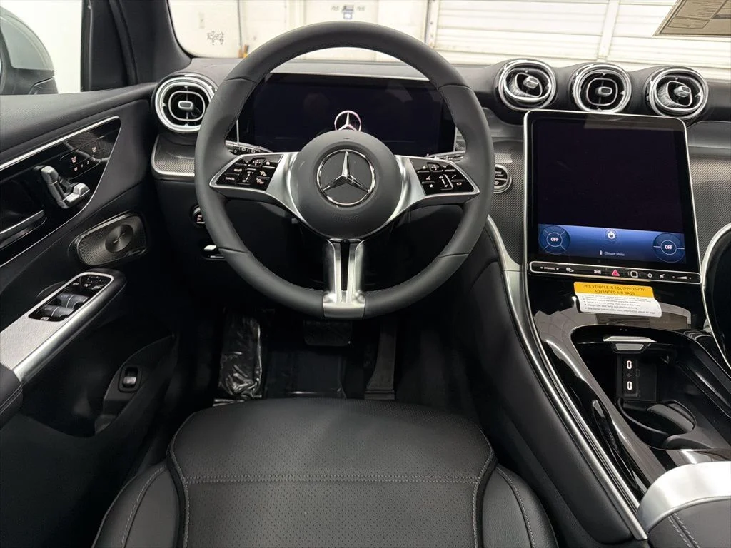 Used 2026 White Mercedes-Benz GLC 300 image 20