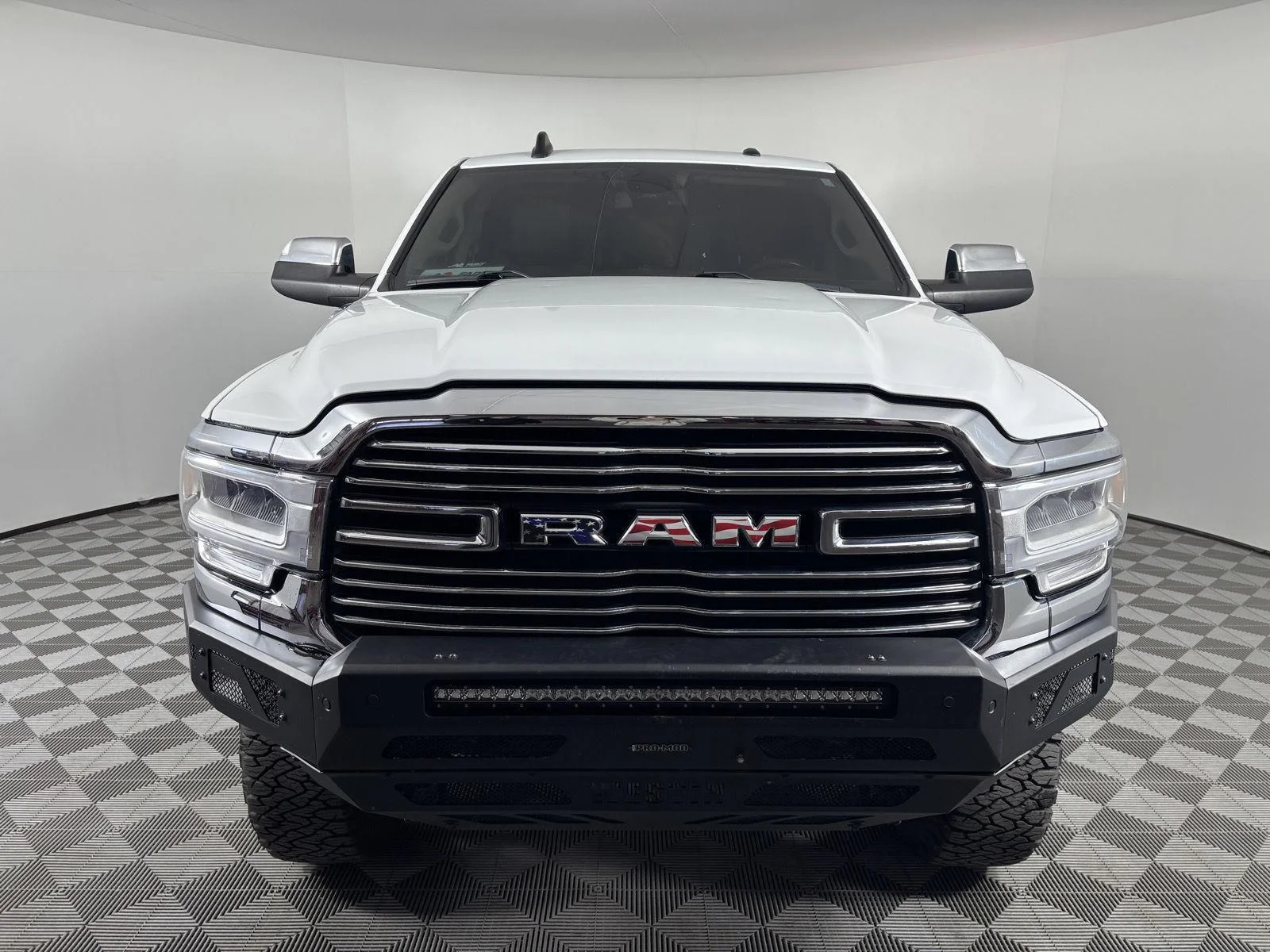 Used 2022 Bright White Clearcoat Ram Laramie image 11