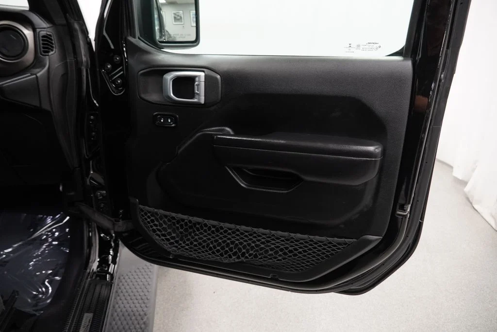 Certified Used 2020 Black Jeep Sport S image 41