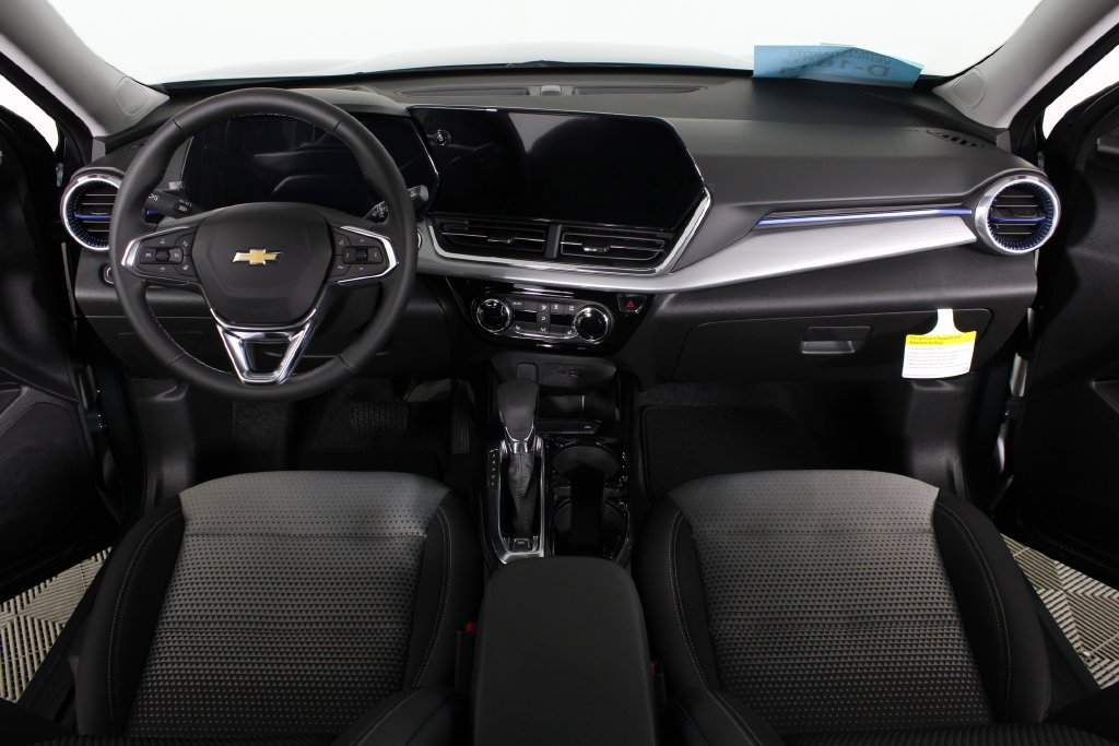 2026 Chevrolet Trax LT - Photo 23