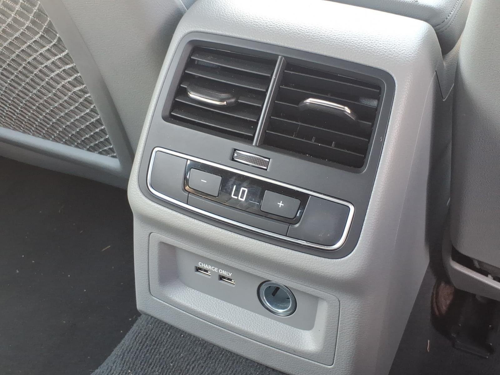 Used 2024  Audi S line Premium Plus image 23