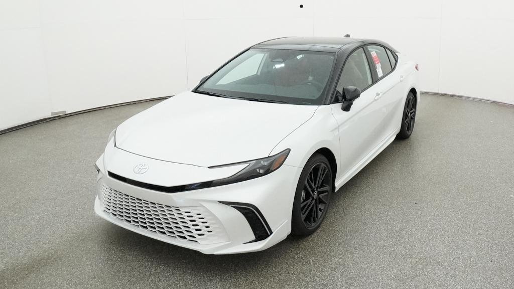 New 2026 Wind Chill Pearl with Midnight Black Metallic roof Toyota XSE image 18
