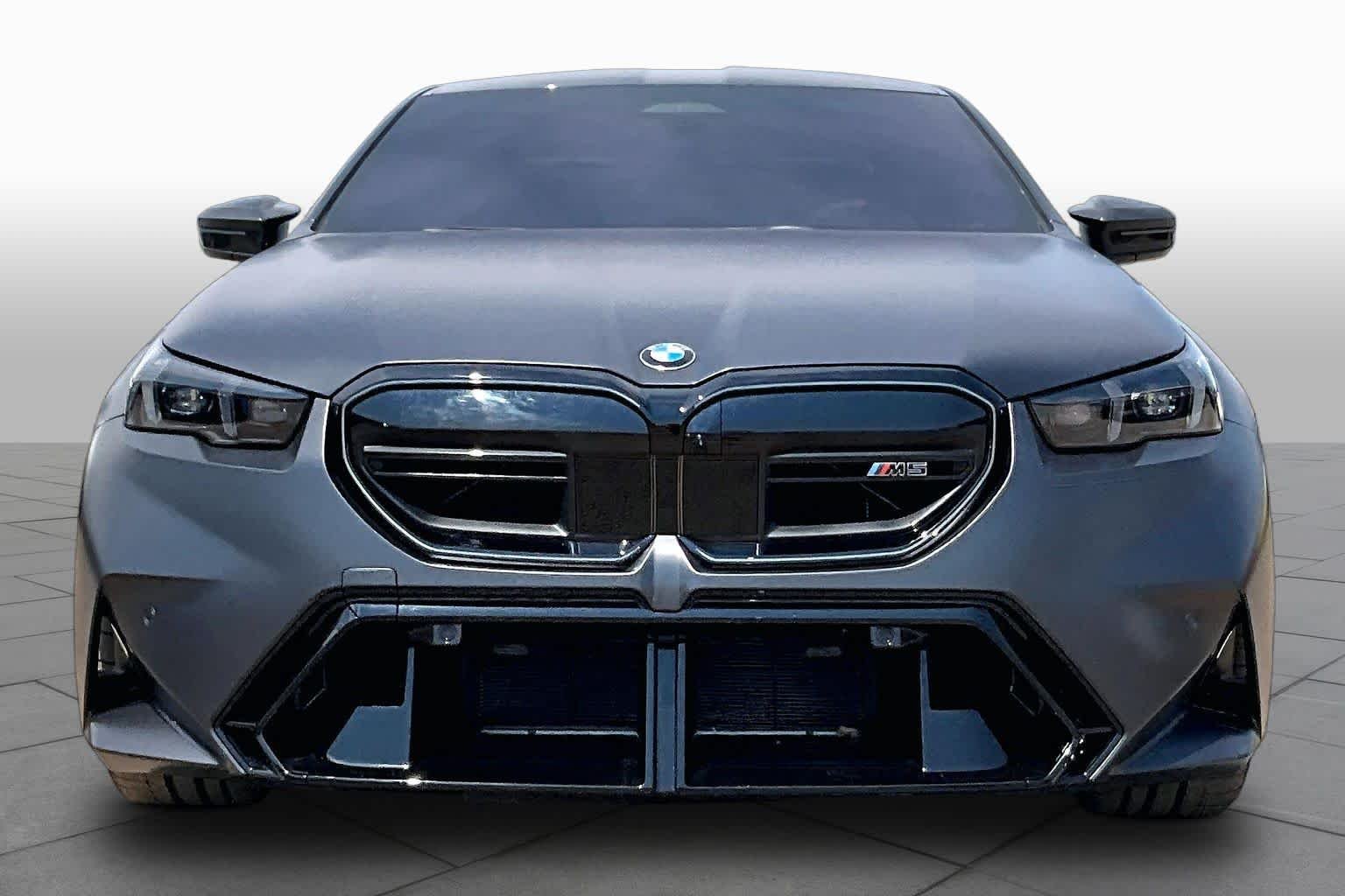 Used 2026 Frozen Deep Grey Metallic BMW  image 3