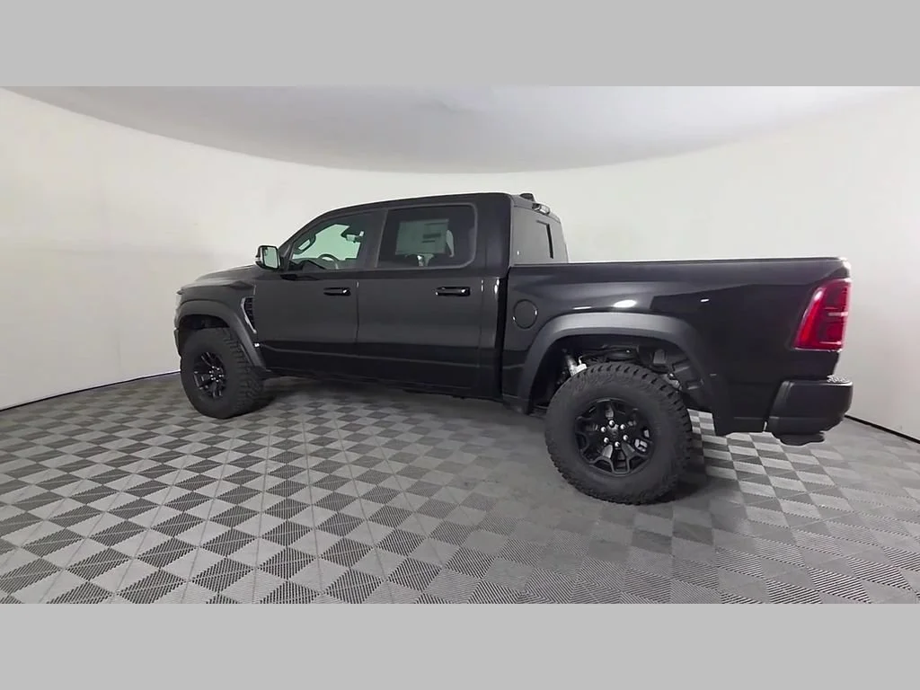 New 2026 Diamond Black Crystal Pearl-Coat Exterior Paint RAM RHO image 34