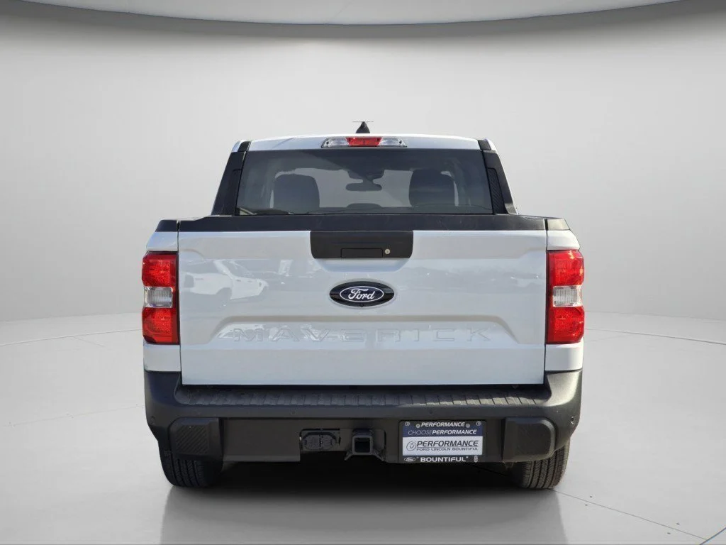 New 2026 Oxford White Ford XLT image 22