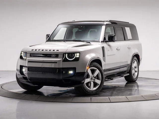 2026 Land Rover Defender 130 P400 X-Dynamic SE