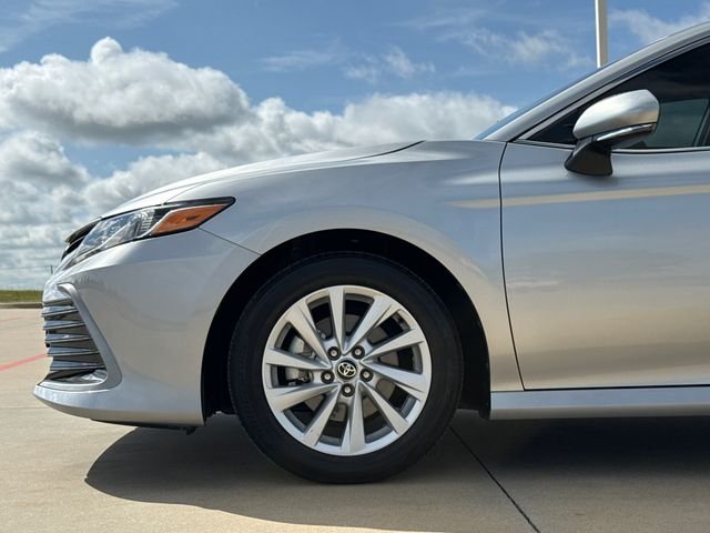Used 2024 Silver Toyota LE image 5