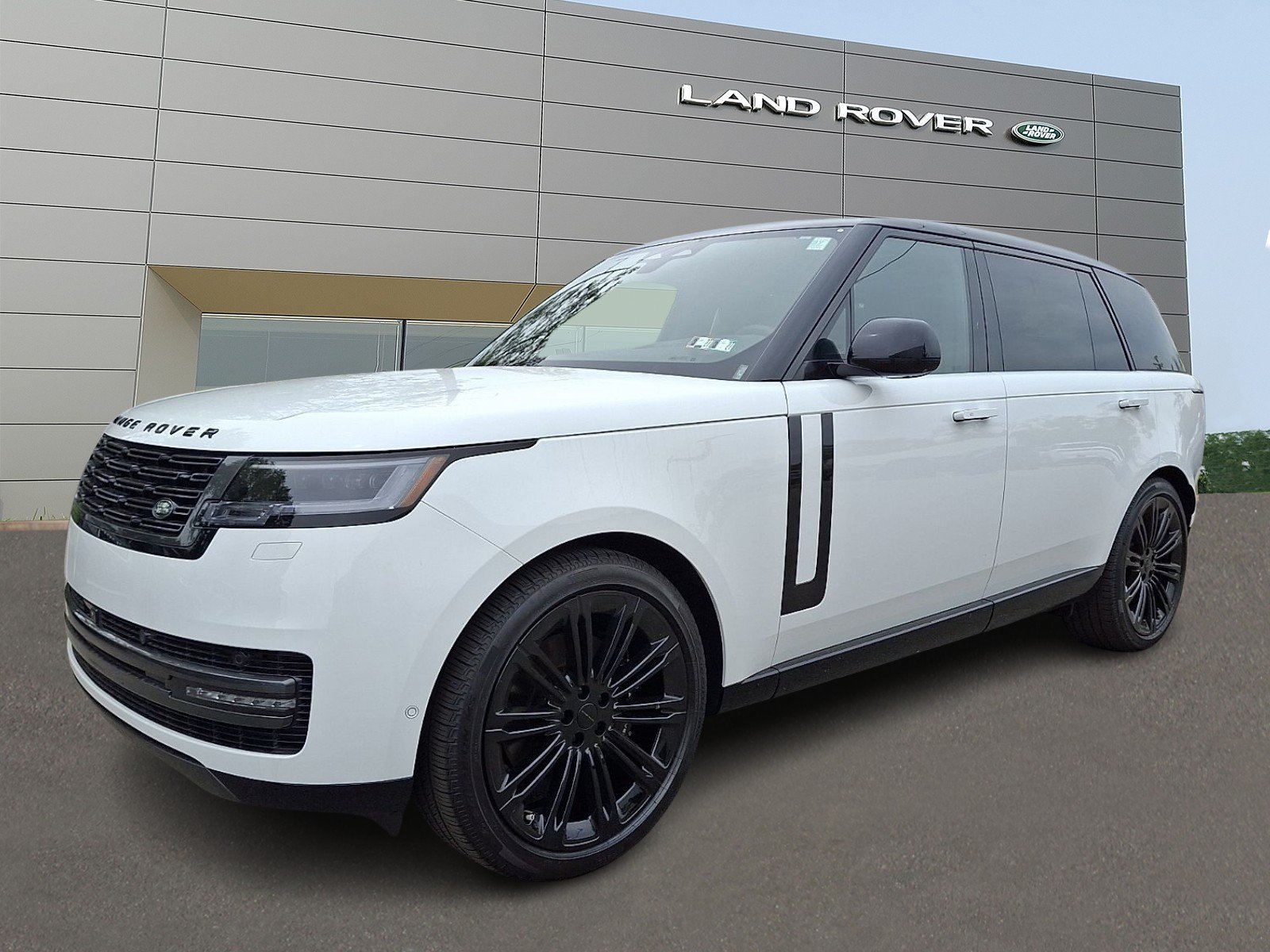 New 2026 Fuji White Land Rover P400 SE 7 Seat image 1
