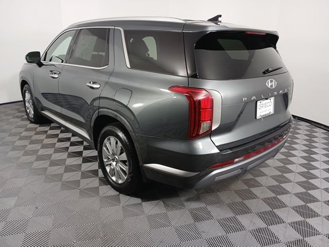 Used 2023 Graphite Hyundai SEL image 5
