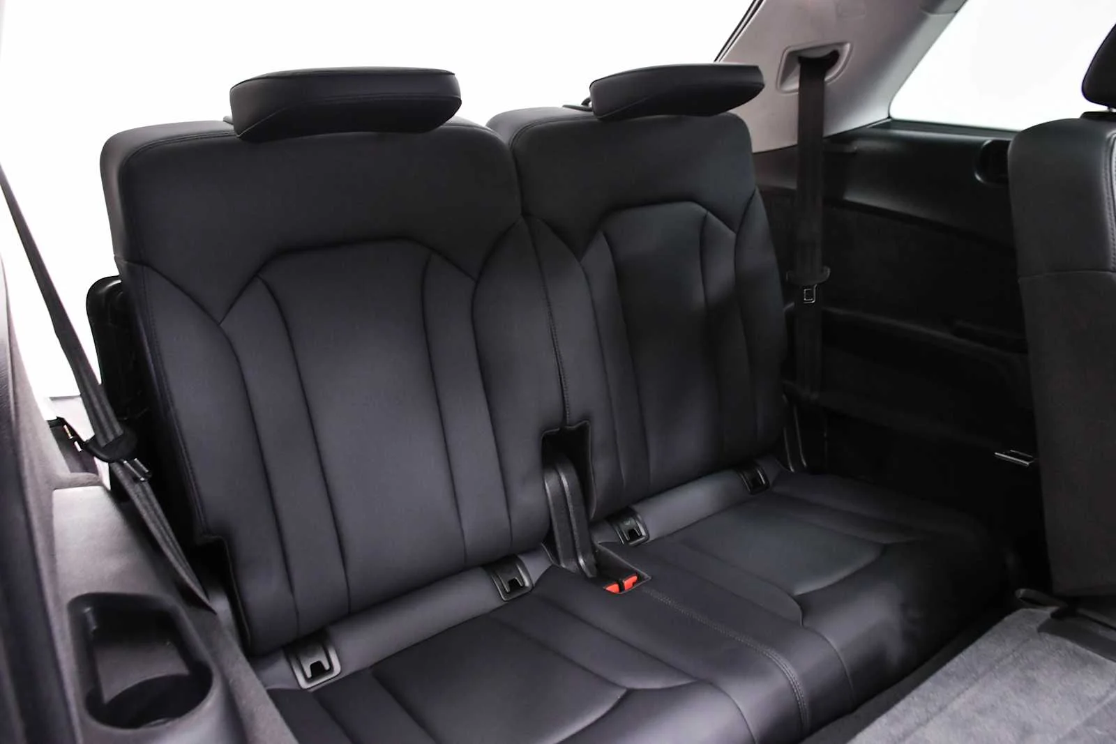 Used 2022 Glacier White Metallic Audi Premium image 23