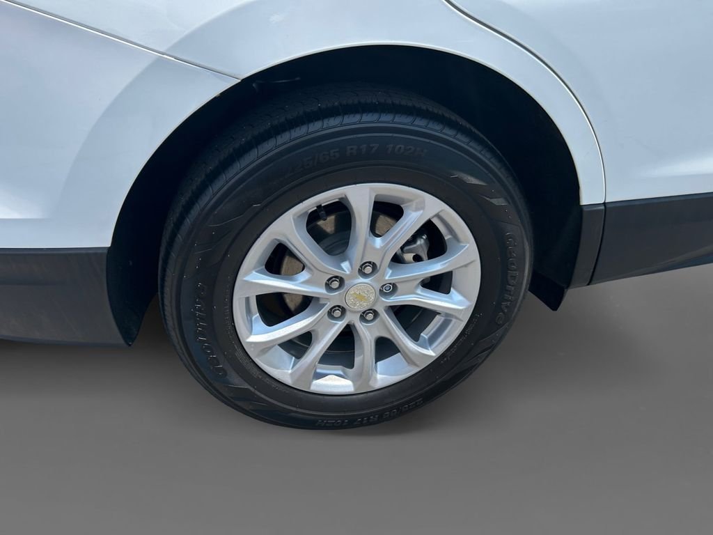 Used 2021 White Chevrolet LS image 10